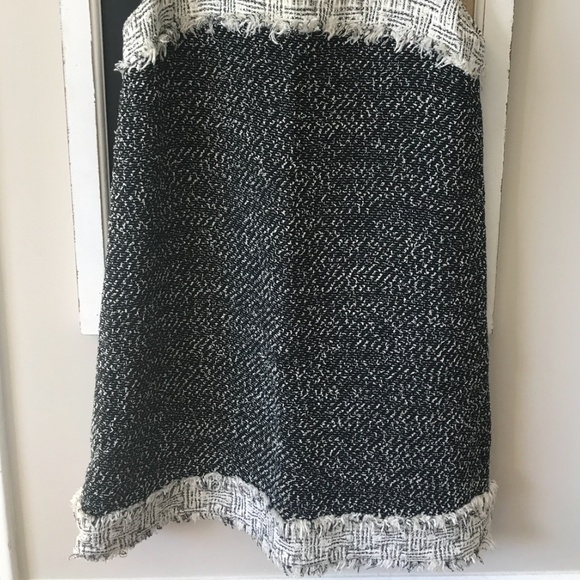 Chanel tweed dress - Picture 4 of 4